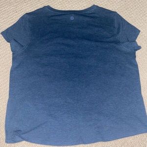 LULULEMON TEE SHIRT